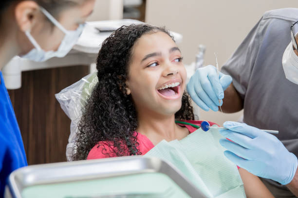 Best Broken or Chipped Tooth Repair in Freeport, TX